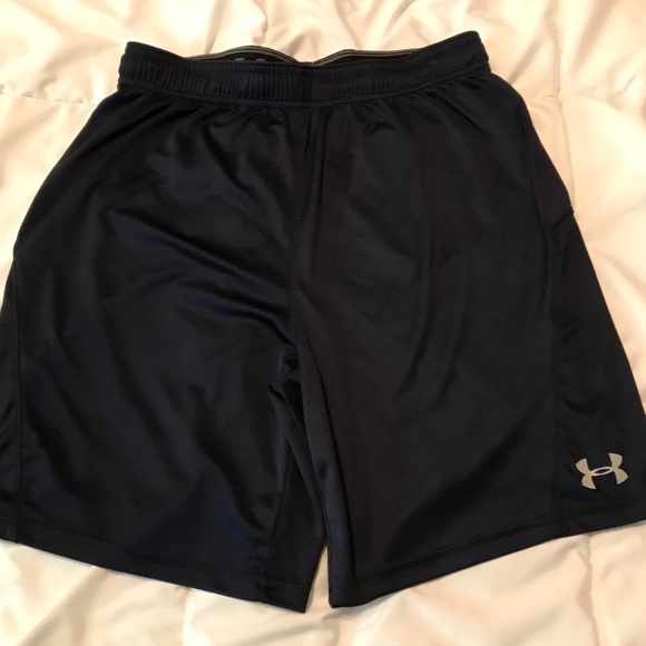 Under Armour Other - Under Armour fitted shirts Medium Navy Blue